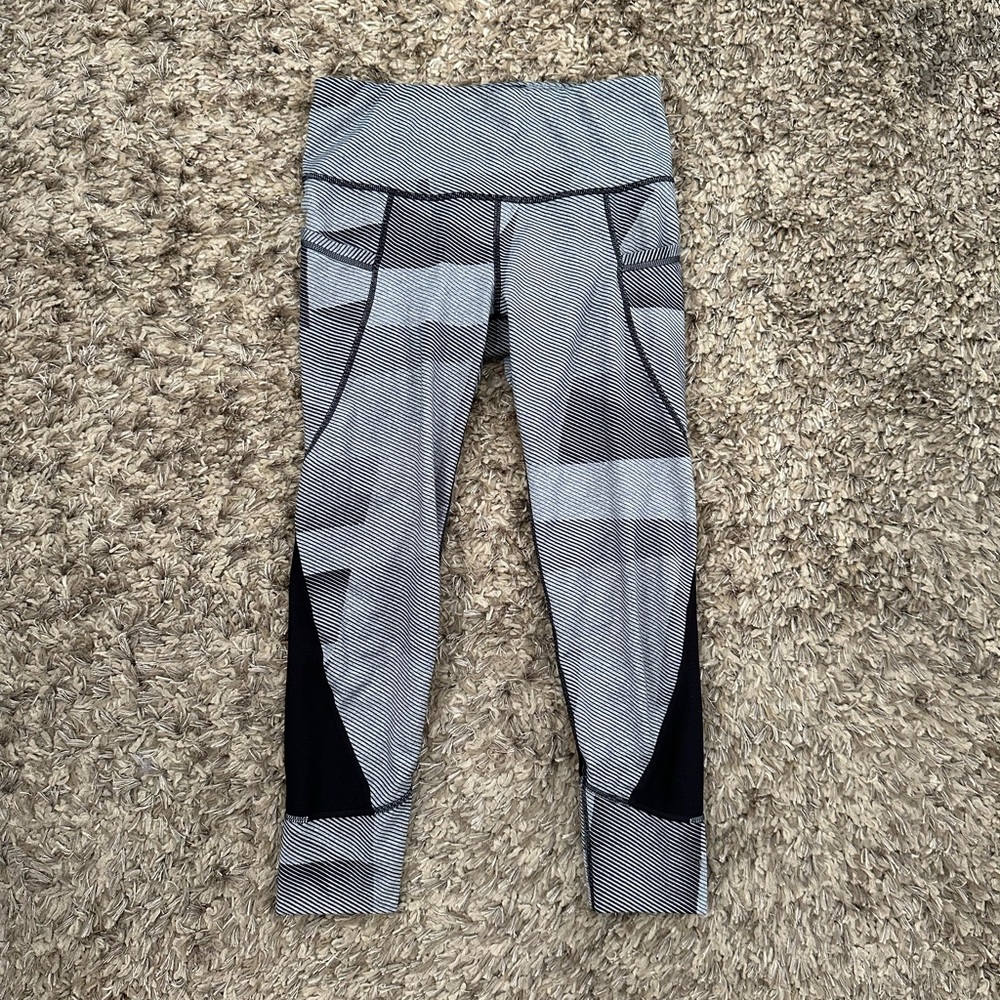 Athleta gray stripe leggings